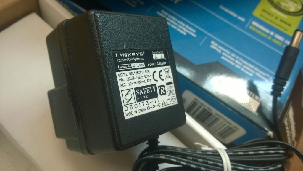 Bán Router Linksys WRT54G ver 7 còn mới, full trùng MAC và SN box .... - 4