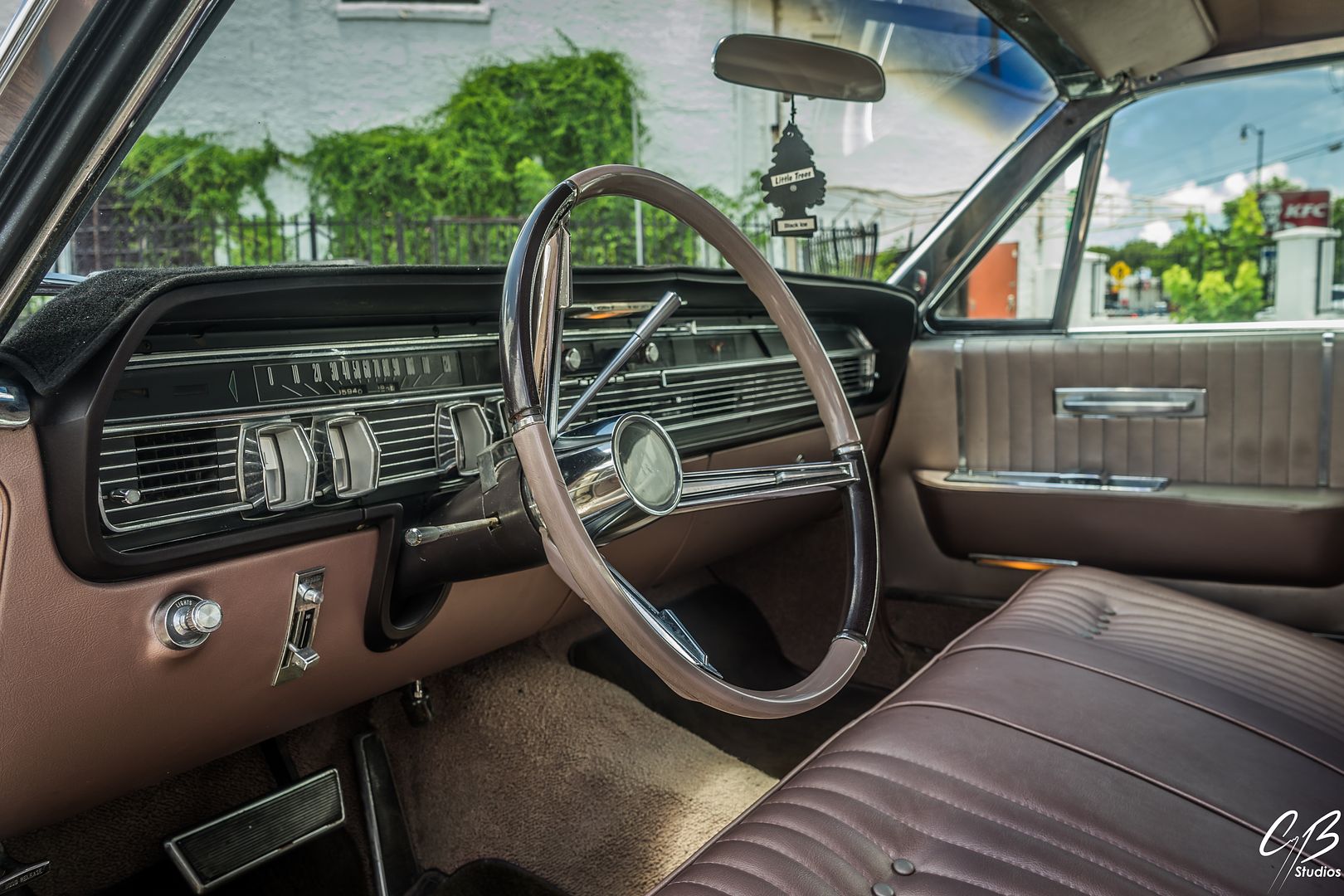  photo 64LincolnContinential-39.jpg