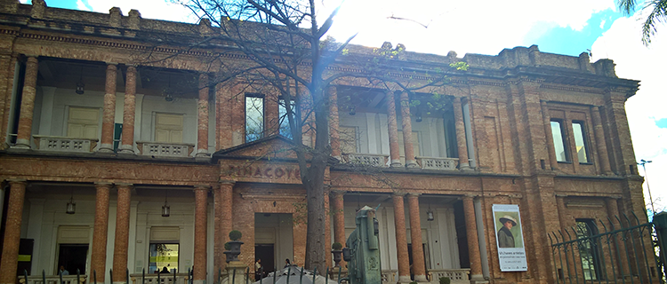 Prédio da Pinacoteca