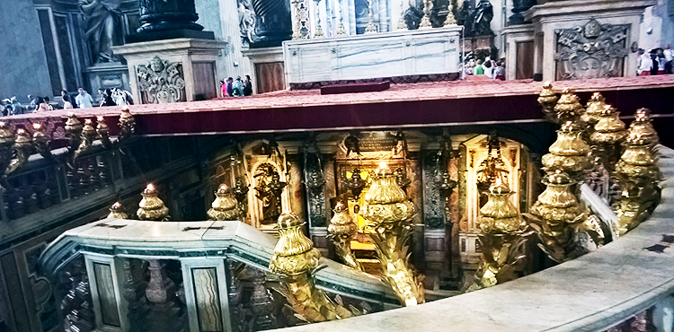 Vaticano - túmulo de São Pedro