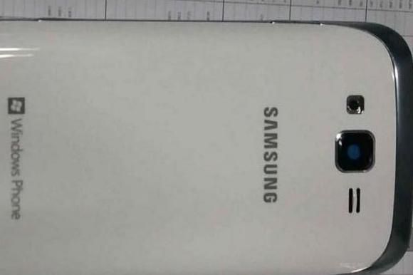 1-1-SamsungI667WindowsPhone-001.jpg